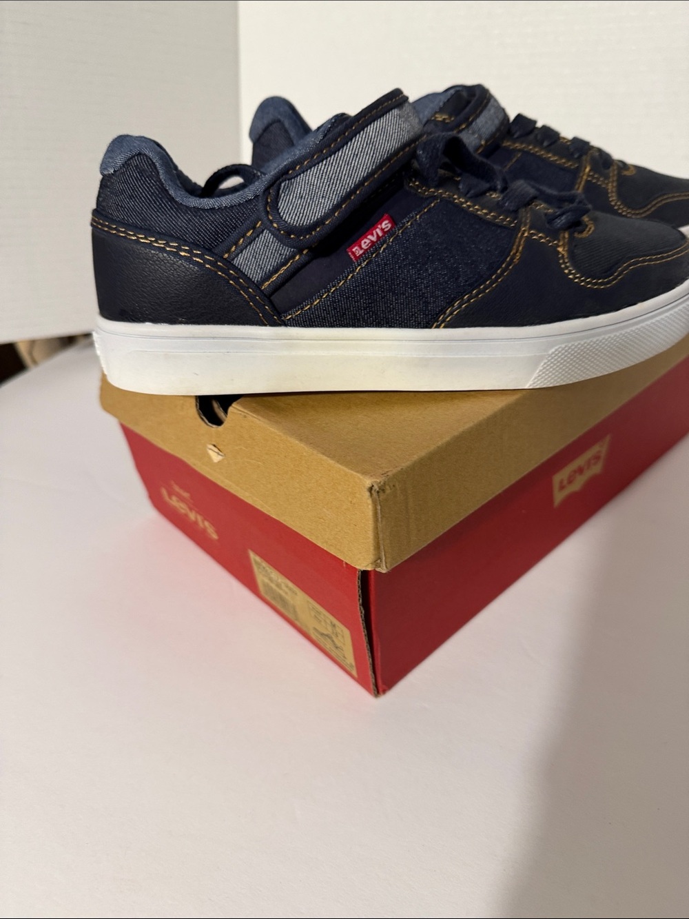 Levi's Kids Dark Navy and White Hook & Loop Sneakers